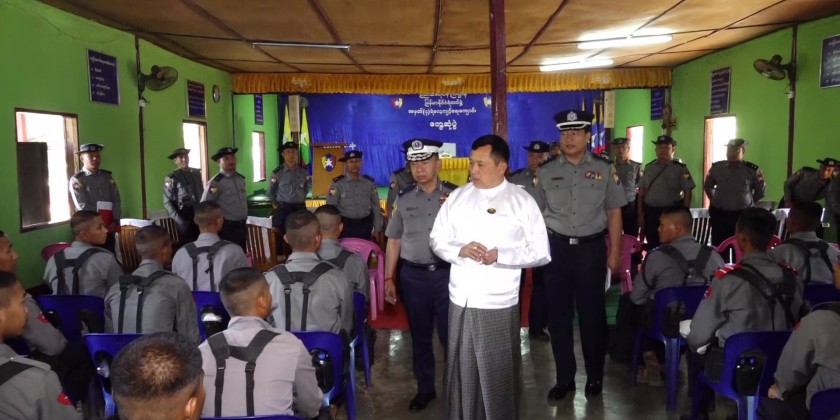 Providing assistance :Shan State CM saw off the police members ...