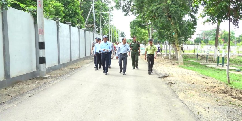 Development Works: Construction of new Public Park in Monywa inspected ...