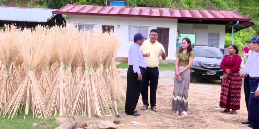 MSME Development: Union Minister inspects local businesses in Nay Pyi ...