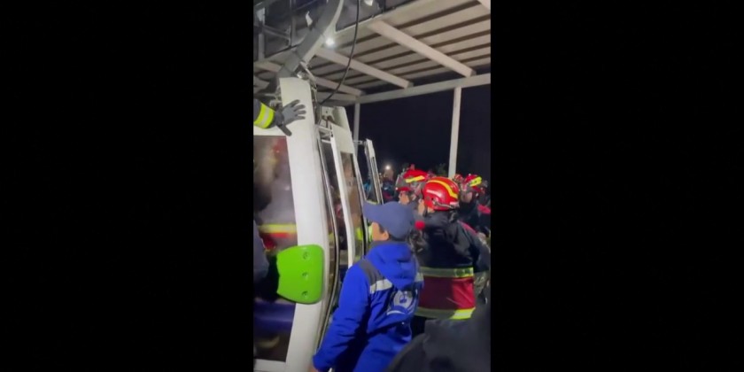 Ecuador cable car rescue | Myanmar International TV