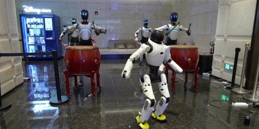 The customized robot rental business is gaining momentum in Beijing ...