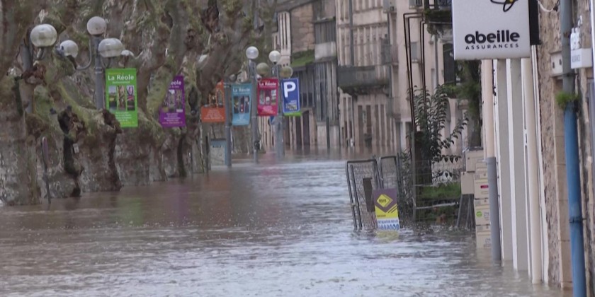 Garonne river flood by Storm Nils continues in France | Myanmar ...