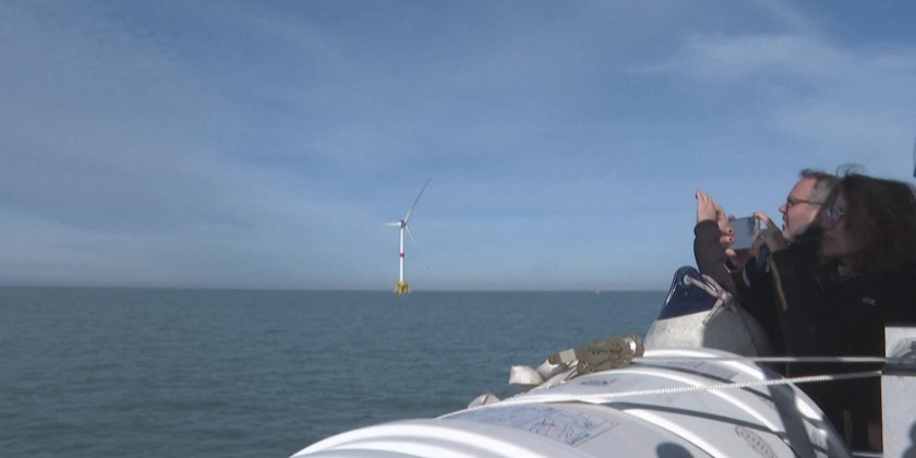 FRENCH MINISTER FOR ENERGY TRANSITION VISITS COUNTRY'S FIRST FLOATING ...