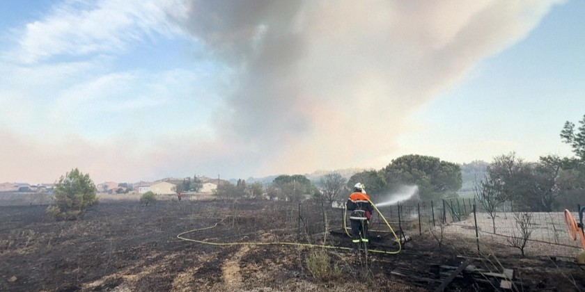 Fire in southern France burns 4,000 hectares, injures two | Myanmar ...