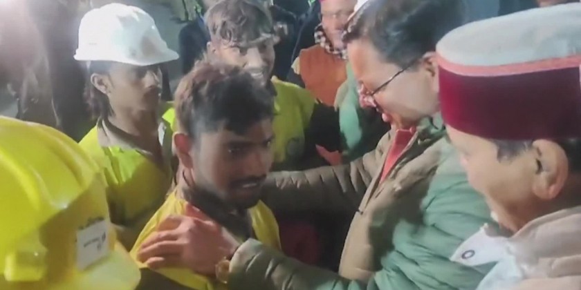 Indian officials greet workers rescued from tunnel collapse | Myanmar ...
