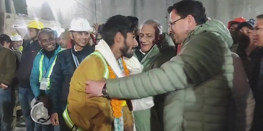 Indian officials greet workers rescued from tunnel collapse | Myanmar ...
