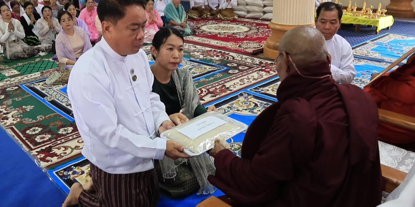 Alms-offering Ceremony: Kayah State CM attended the ceremony | Myanmar ...