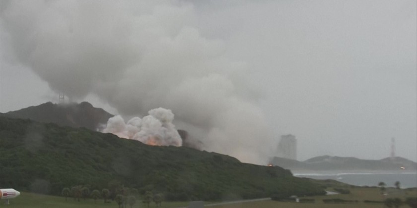 Large fire erupts at Japanese rocket test site | Myanmar International TV