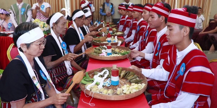 Cherishing the Culture: Kayin Traditional White Thread Tying Ceremony ...