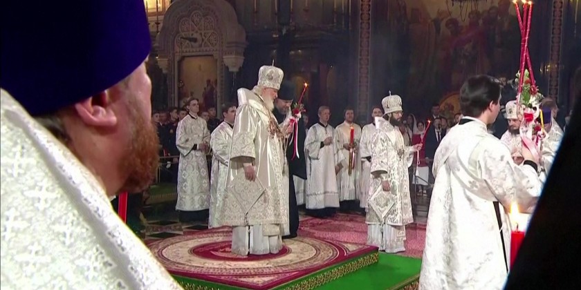Putin attends an Orthodox Easter service | Myanmar International TV