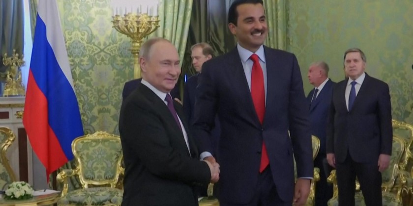 Vladimir Putin meets the Emir of Qatar in Moscow | Myanmar International TV