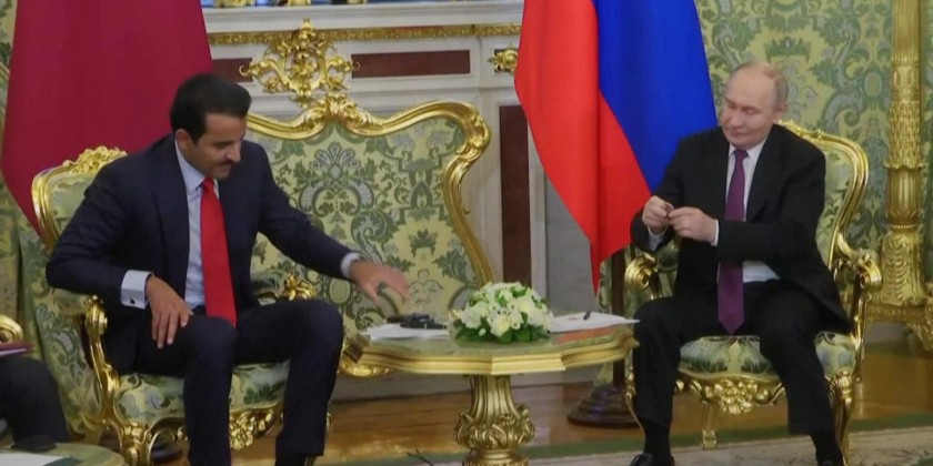 Vladimir Putin meets the Emir of Qatar in Moscow | Myanmar International TV