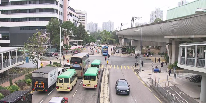 HK will convert 15 intersections into diagonal pedestrian crossings ...
