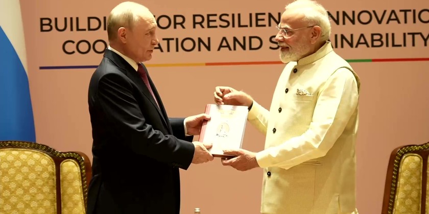 Putin, Modi hold talks on the sidelines of BRICS Summit | Myanmar ...