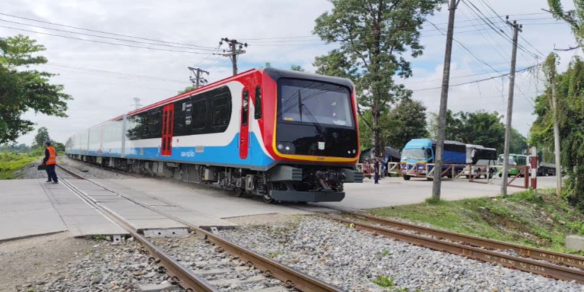 Convenient Transportation: Launching of DEMU express trains | Myanmar ...