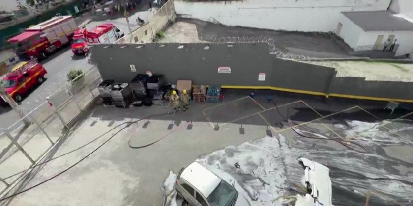 Small plane crashes into building in Brazil, killing 2 people | Myanmar ...
