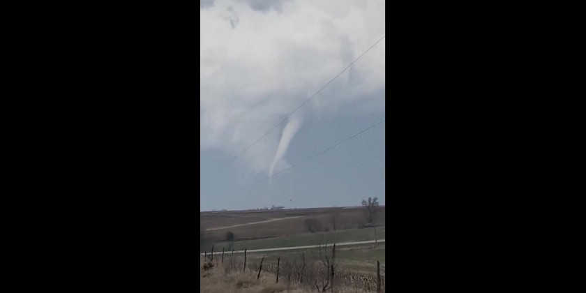 Possible tornado touches down in Iowa | Myanmar International TV